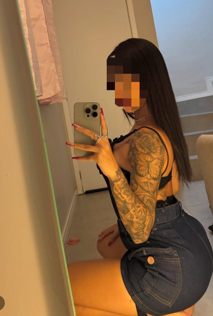 IMPLICADA JOVENCITA LATINA RECIEN LLEGADA A PARLA