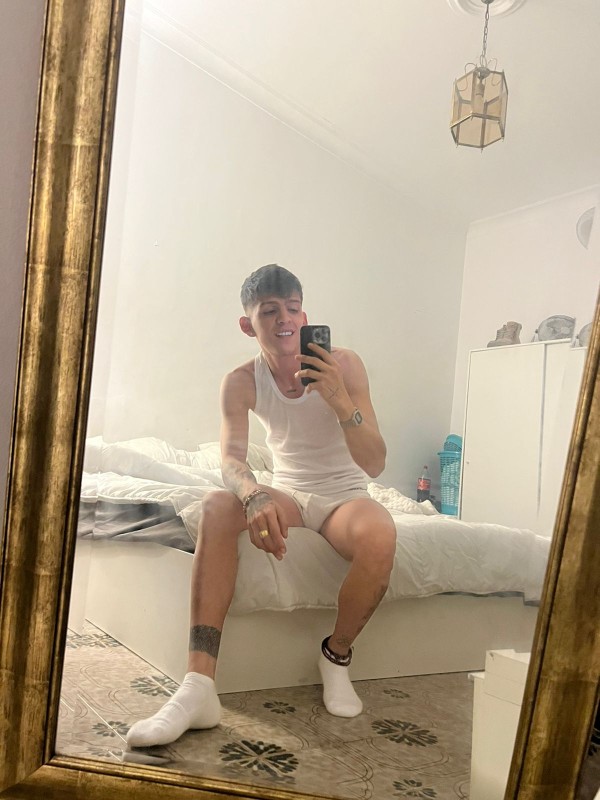 MASCULINO Y DOTADO PARA QUE DISFRUTEMOS A TOPE