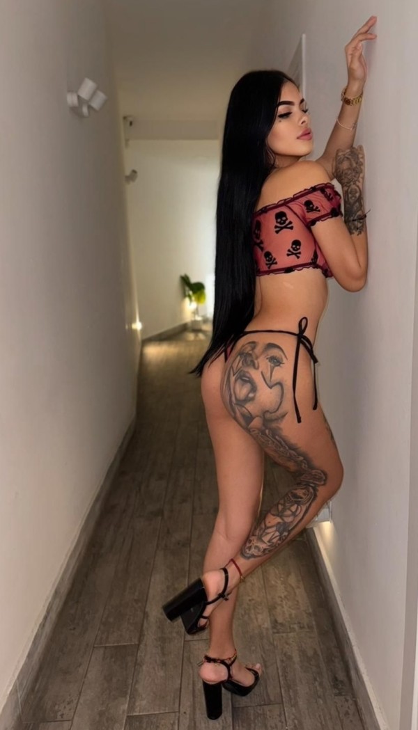 Novedad NIKY DIVERTIDA COMPLACIENTE y CARIÑOSA! FLIPARAS