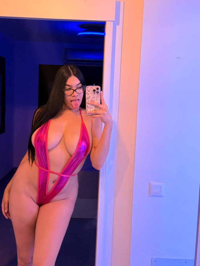 Menceyes 116 la laguna, mia, venezolana 23 años