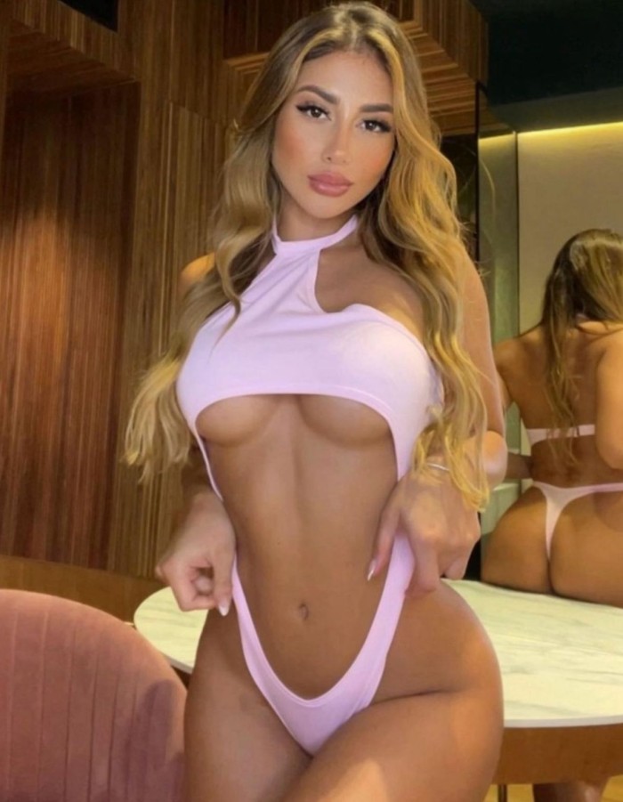 JOVEN MORBOSA Y MUY CALINETE… NO DUDES EN LLAMA