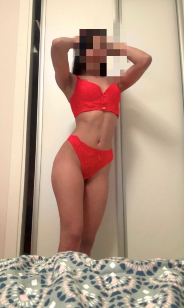 Fiestera oferta por horas , 45 kilos jovencita