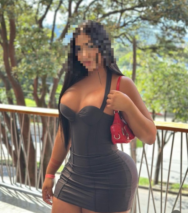 NOVEDAD ARDIENTE MORENA,FIESTERA…SALIDAS