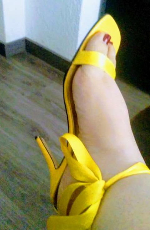 603173468__ __ 130 kilos mistress para perros sumisos