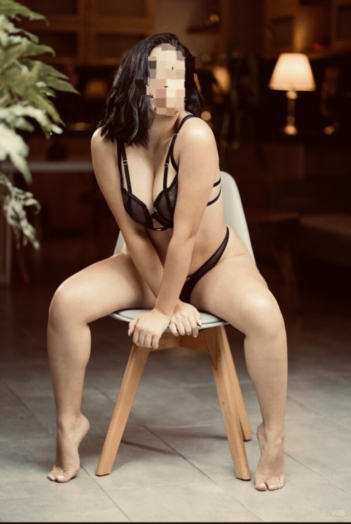 Española súper cachonda