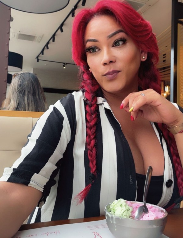 Chica trans Latina venezolana en valencia