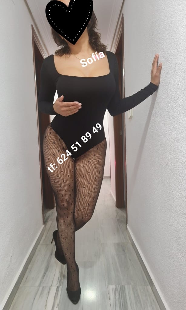 Morena latina muy guapa ,tetas grandes,muy cachond