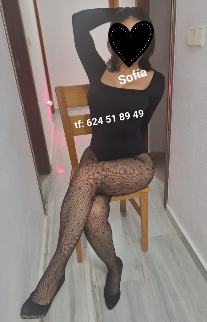 Morena latina muy guapa ,tetas grandes,muy cachond