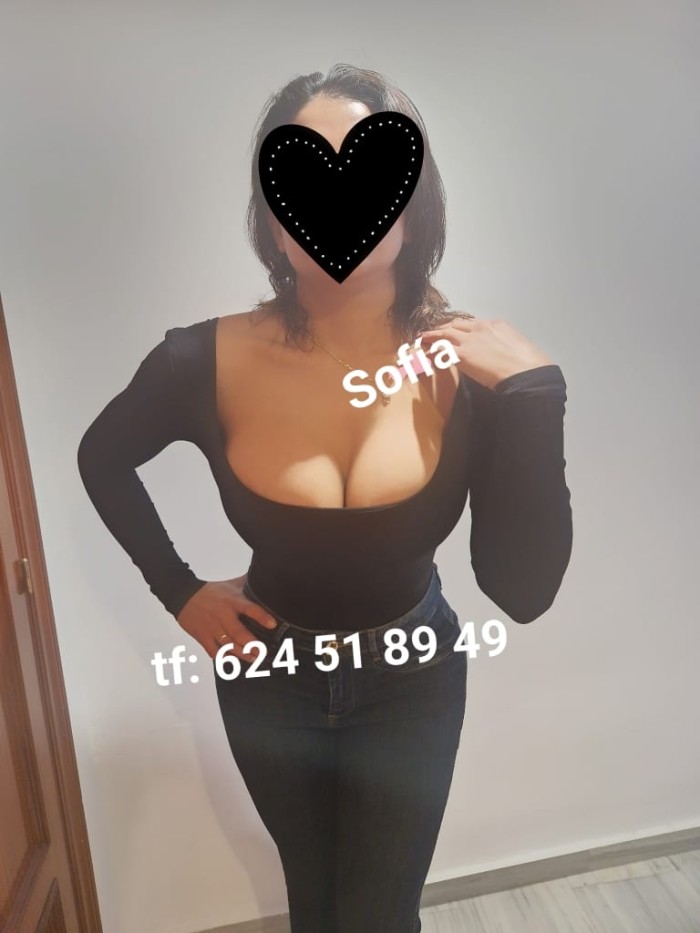 Morena latina muy guapa ,tetas grandes,muy cachond