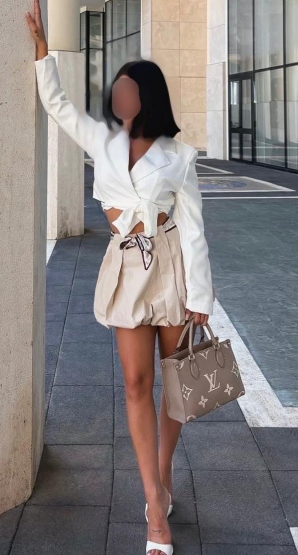 AMAYA 30 años, ELEGANCIA QUE SEDUCE Y TE ENVUELVE…