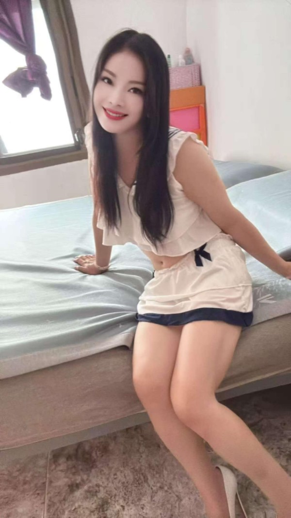 jovenes guapas sensuales y cachondas fotos reales