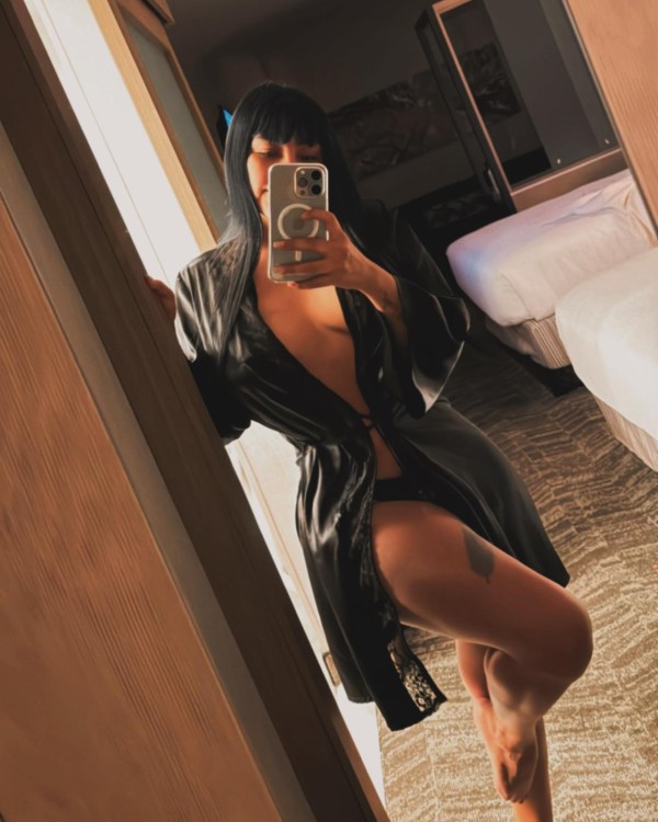 VANESSA, SOY LA CHICA QUE BUCAS, TE ESPERO