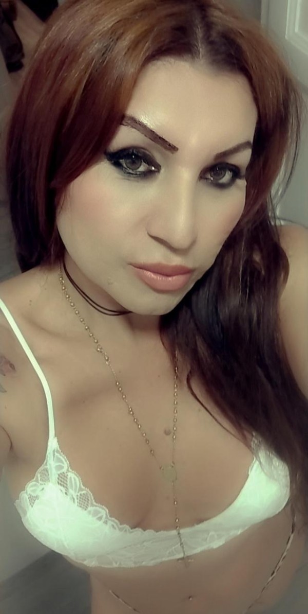NOVEDAD HERMOSA CHICA TRANS EN TERRESSA