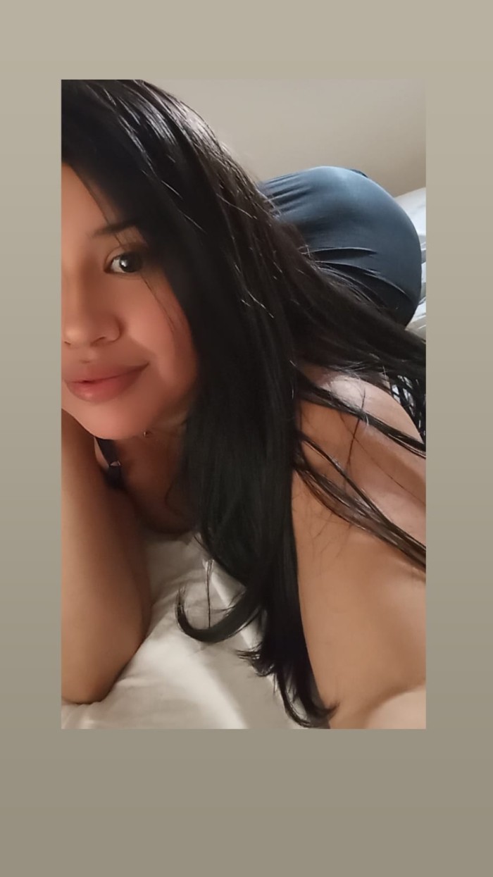 MORENA FOGOZA FIESTERA EN SABINILLAS 24 HS