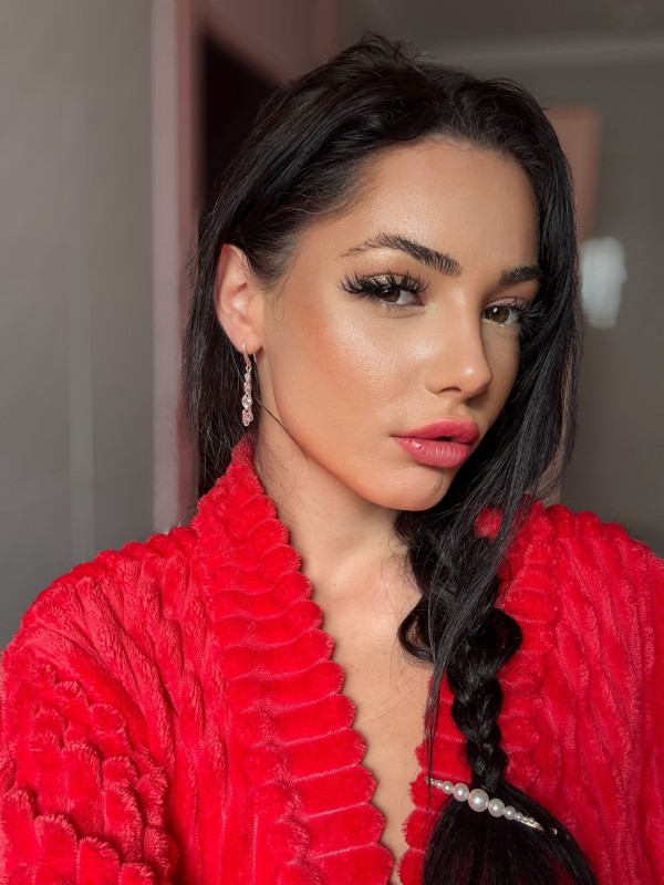 SOFIA UNA MODELO UCRANIANA