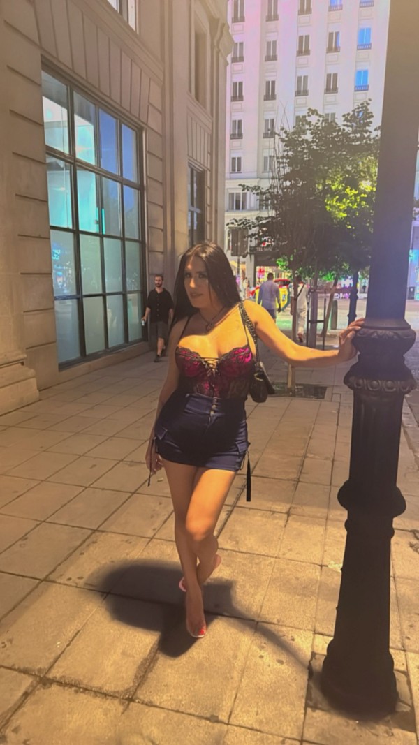 LATINA RECIEN LLEGADA MUY ARDIENTE