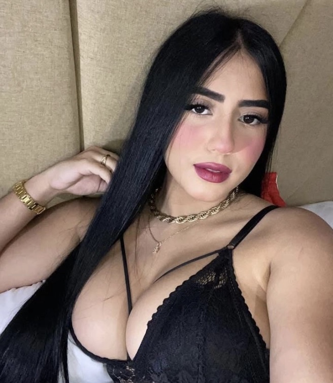 Española madrileña MARÍA super guarra DOMICILIOS