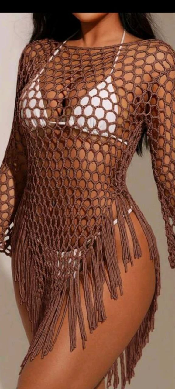 DOMINICANA, DISPUESTA Y CALIENTE