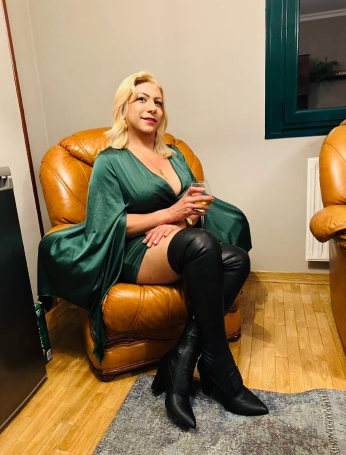 LA TENGO DURA SEXO A TOP 24/7 SORIA /PAJARITOS