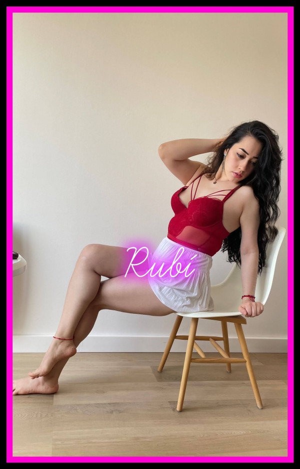 Soy tu compañía perfecta PINEDA DE MAR!!!