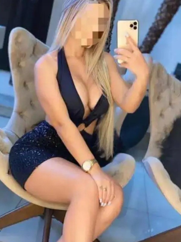 Andrea Explosiva tf.603985916 francés natural hasta final y griego a tope