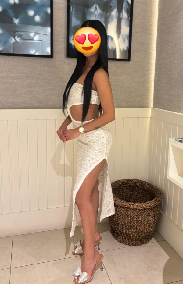 Shantal 20 añitos, preciosa, cariñosa, elegante, delgada