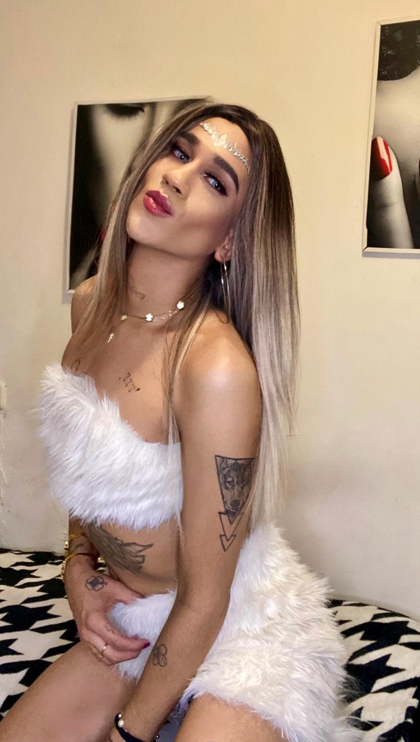 PamelaPraga !Tu muñequita candente, tú compañía ideal.