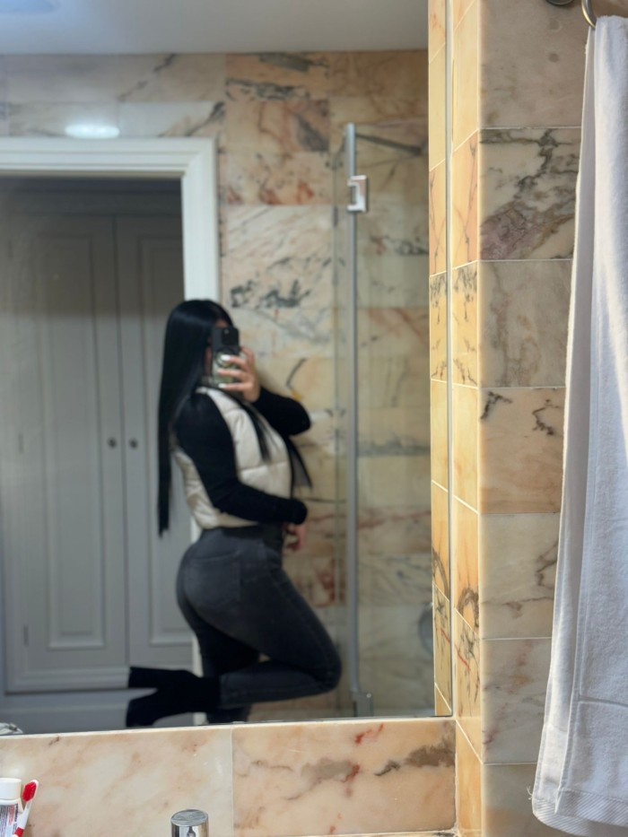 En arafo guapa chica solo salida y coche