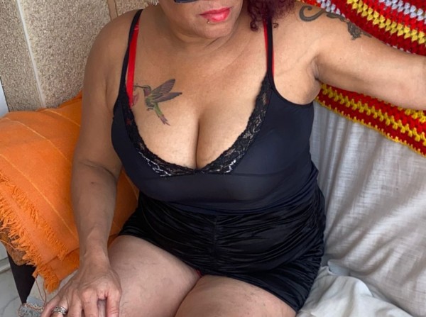 MADURA INDEPENDIENTE LLAMA O WHATSAPP