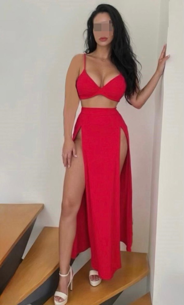 ATRACTIVA, 35 AÑOS, WWW.RICLAESCORTS.COM