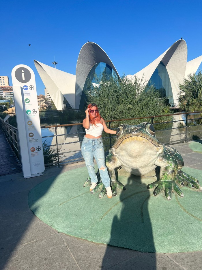 MIA!! JOVENCITA MUY COMPLETA 24H SALIDAS EN PONTEVEDRA SANSENXO