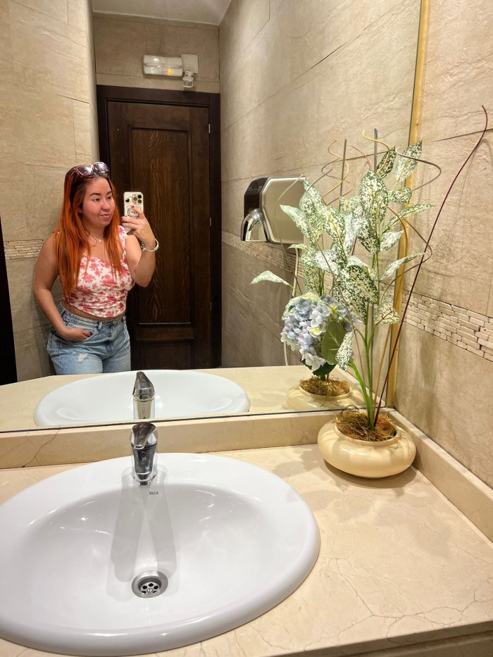 MIA!! JOVENCITA MUY COMPLETA 24H SALIDAS EN PONTEVEDRA SANSENXO