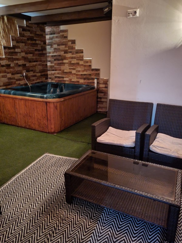 Buscas Plaza llámanos o escríbenos en el Mejor Club de JAEN Té informamos N