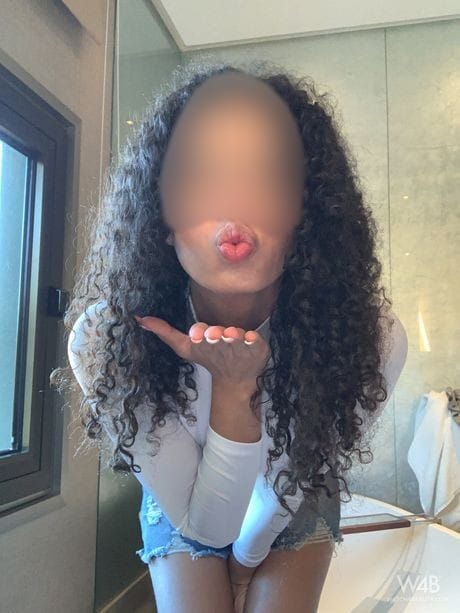 DIOSA DEL SEXO CON RICO COÑITO