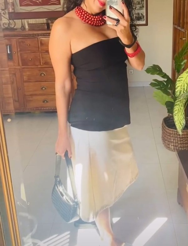 Madura !! Discreta!! Viciosa !! Masajes !!