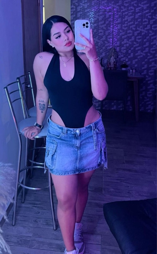 Barbara NOVEDAD fogosa colombiana