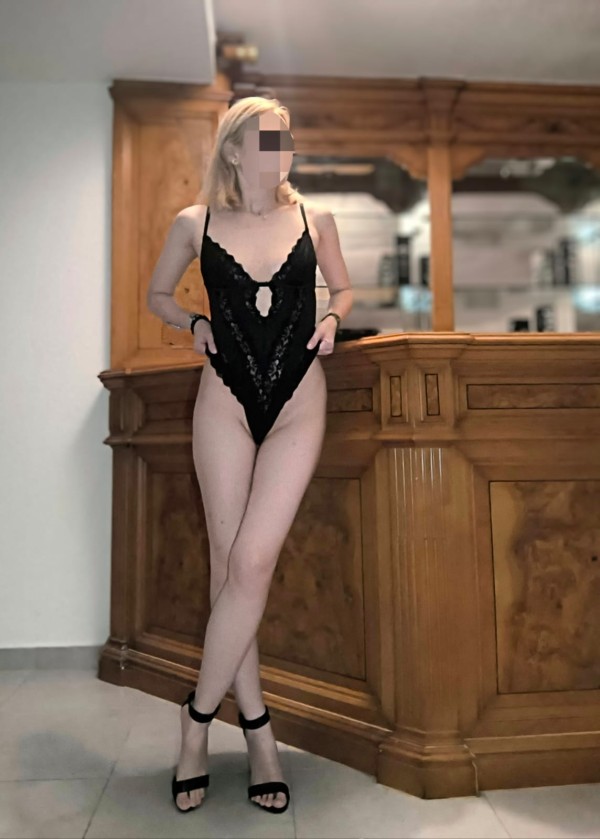 LAYLA, DELICIOSA LATINA PUEBLO NUEVO