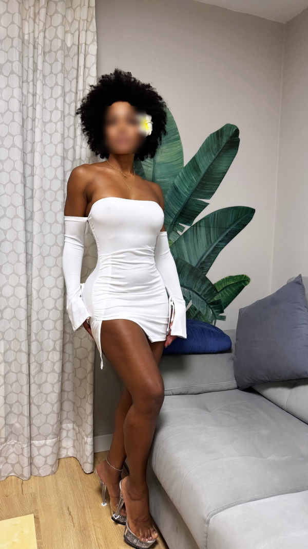 Chica Maja diversi贸n a tope por tu ciudad