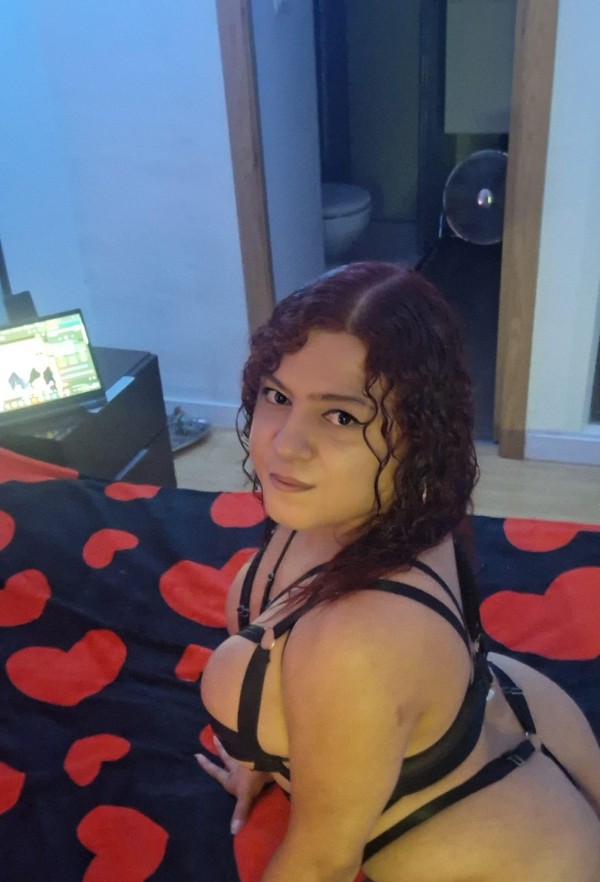 JOVENCITA GUAPETONA TETONA , FIESTERA 24 HORAS EN ALZIRA