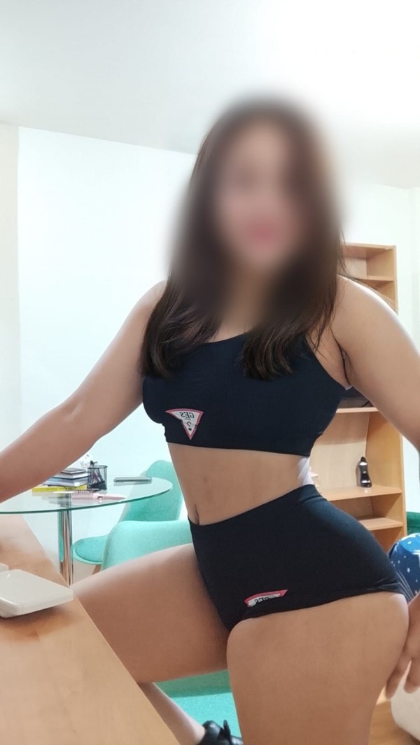 Caliente fiestera y muy morbosa  recién llegada a Usera24h