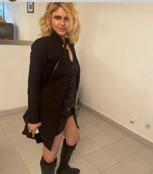 Bruna brasileña festera