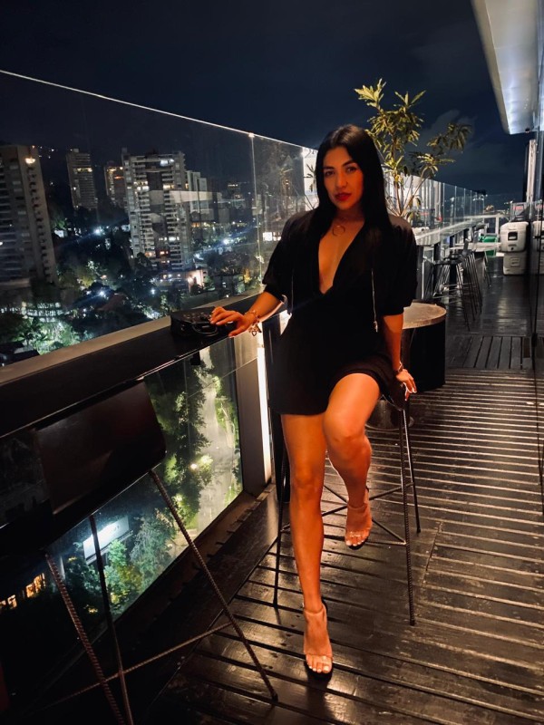 dubin 12 torviscas , Lina 33 Años, Colombiana