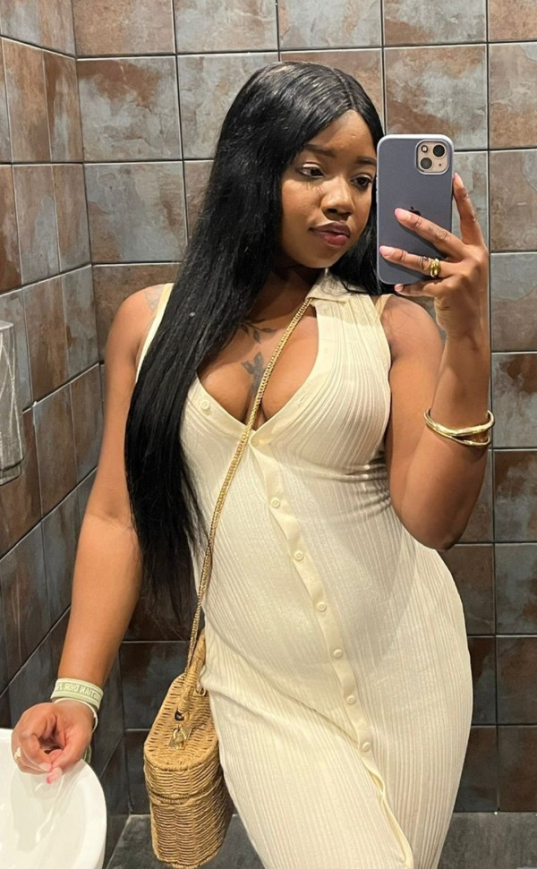 COLOMBIANA DE LUJO CON FUEGO EXCITANTE Y ARDIENTE