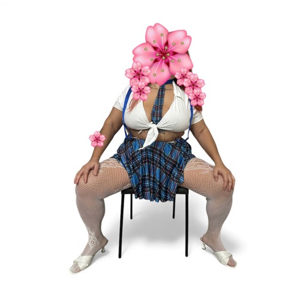 NOVEDAD ARDIENTE LATINA MADURITA CURVI