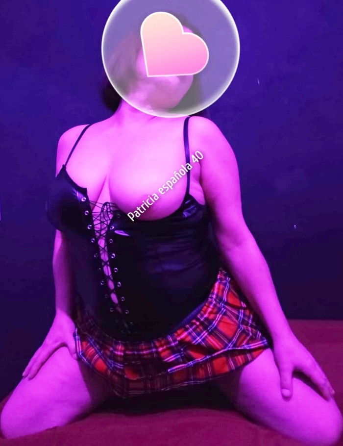 Patricia española demente muy abierta disponible l