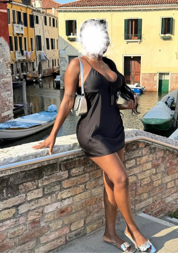 Perla  ven a conocerme Solo WhatsApp