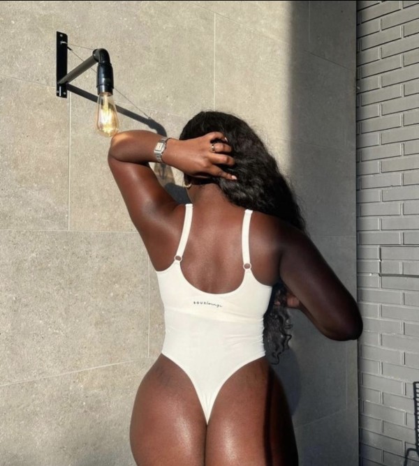 Perla ven a conocerme Solo WhatsApp