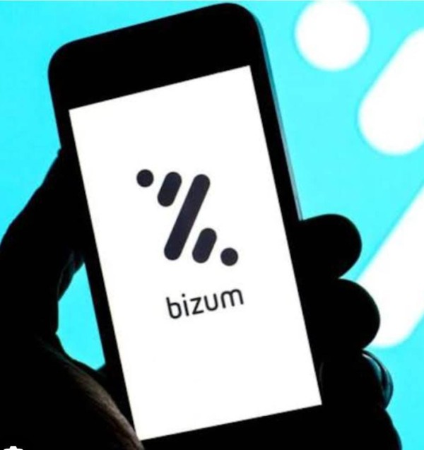 NOVEDAD EN BARAKALDO JOVENCITA CARIÑOSA FIESTERA