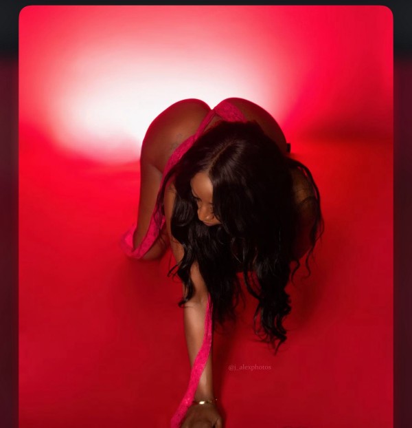 TÚ CHICA PERFECTA Y SIN TABÚES