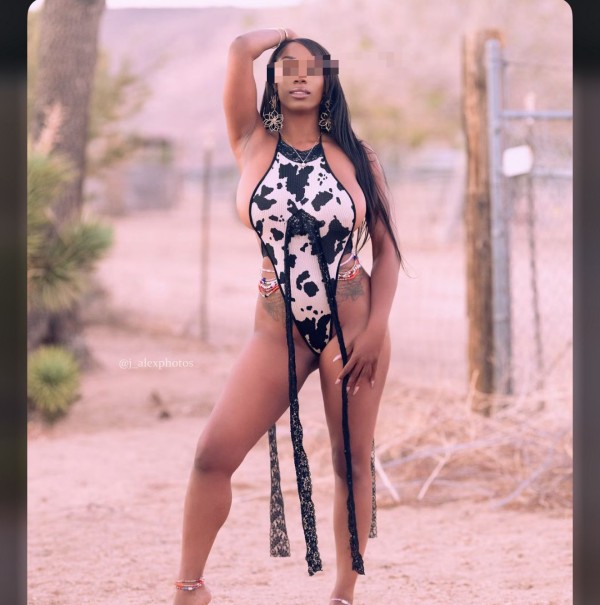 TÚ CHICA PERFECTA Y SIN TABÚES